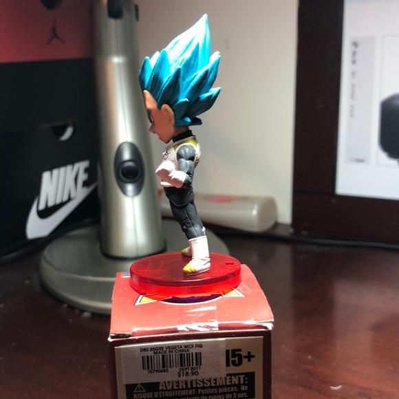 dragon ball vegeta mini figure - Picture 4 of 5
